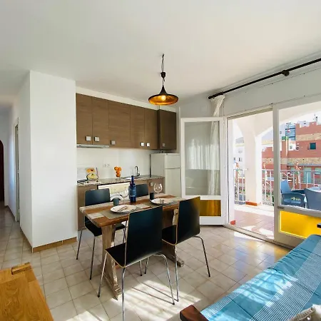 Aquarium. Apartamento Rosas